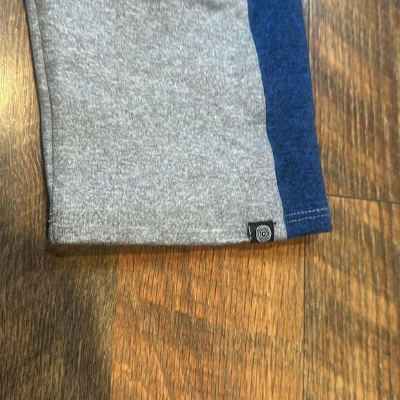 Onzie Capri leggings M/L (5025B) - Picture 3 of 4